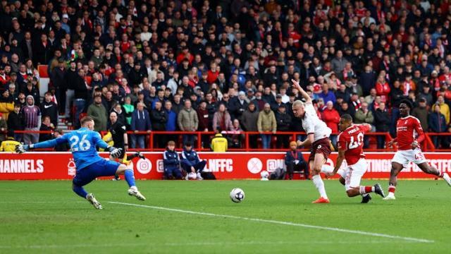 【英超】德布劳内两助，哈兰德破门，曼城2-0客胜森林